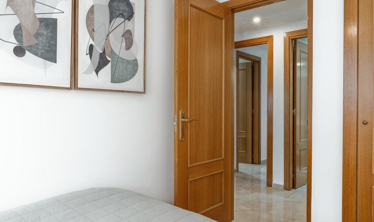 Precioso Apartamento En Maria Zambrano Malaga Luaran gambar