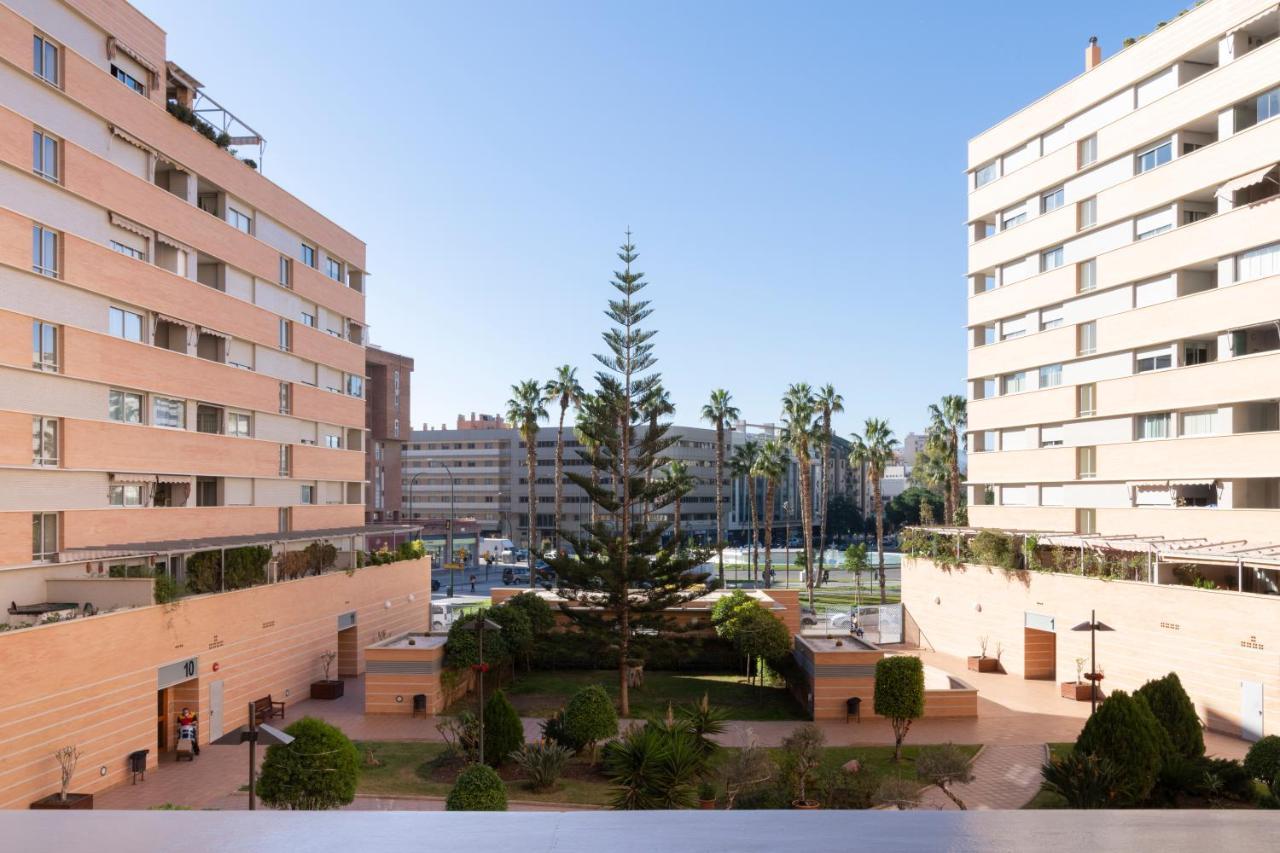 Precioso Apartamento En Maria Zambrano Malaga Luaran gambar